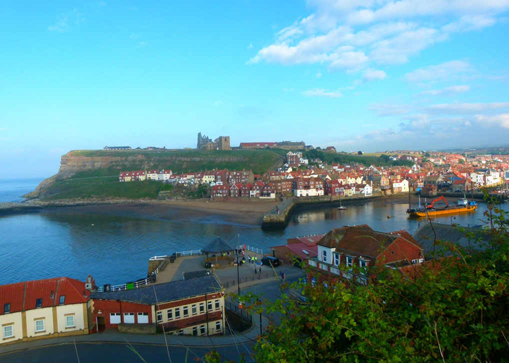Whitby, east cliff