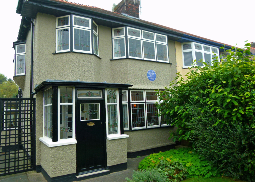 Mendips. You can have a moment in the porch. John's room is the one above it. Mendips, John Lennon, Beatle tour, National Trust