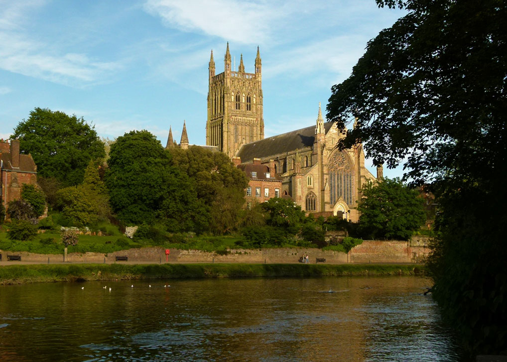 Visit Worcester Cathedral