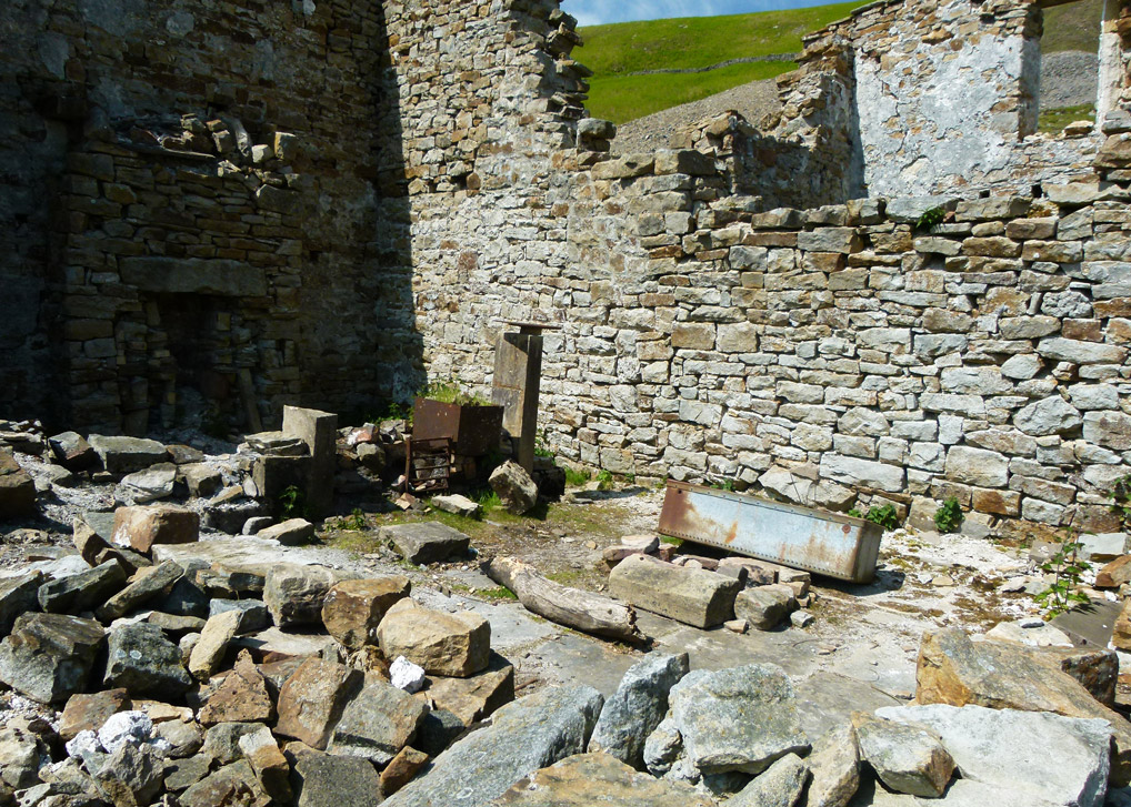 Inside Crackpot Hall