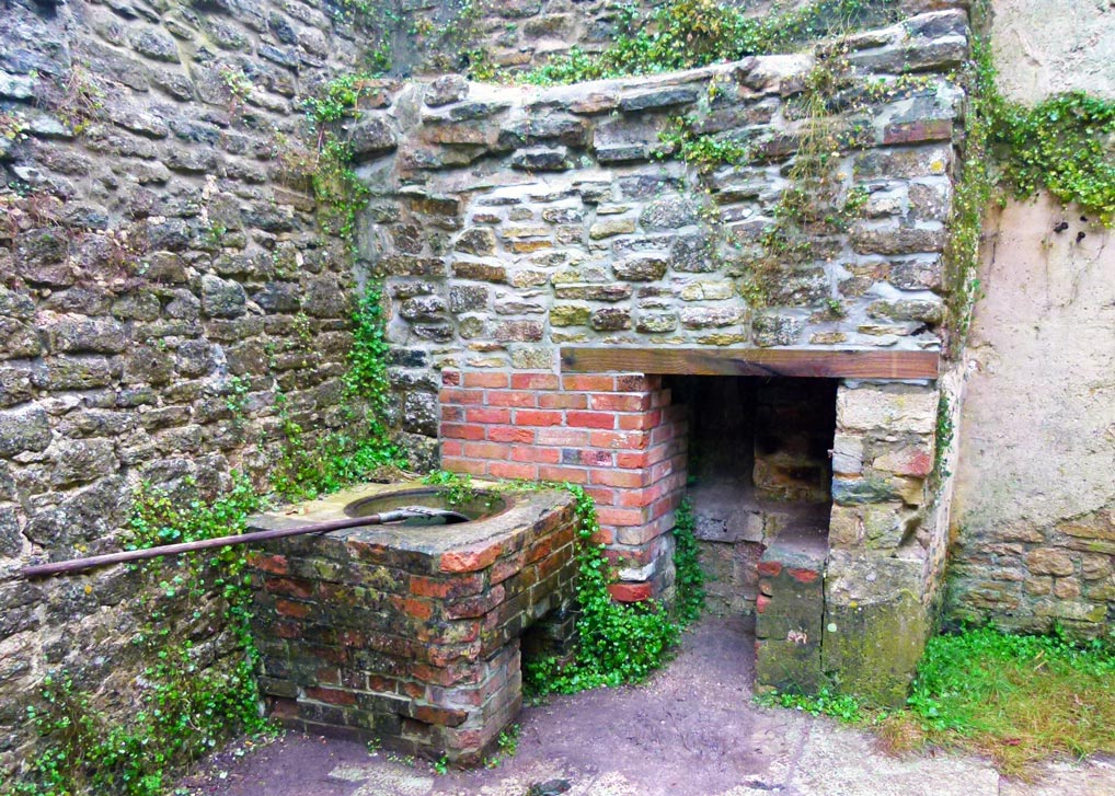 Laundry Cottage was the only house in the village that had running water.