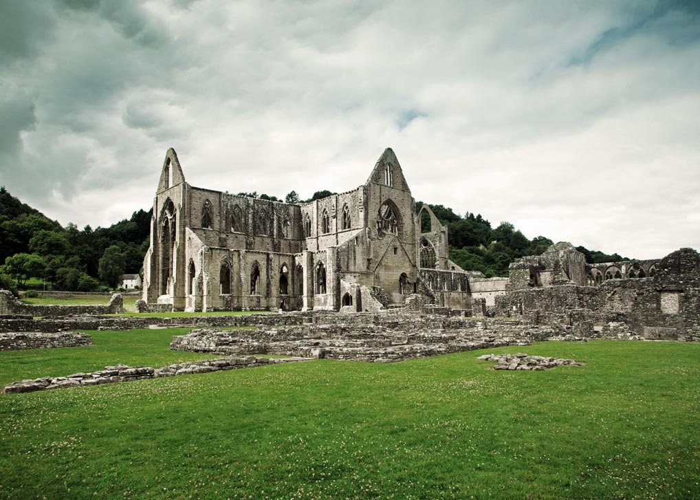 Tintern Abbey, romantic ruin